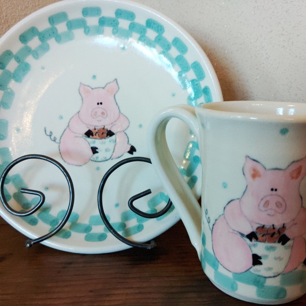 Lola Barb - Studio Pottery - Vintage